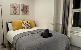 Wandsworth Guest Rooms 64